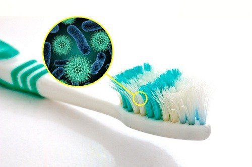 Cách Làm Sạch Bàn Chải Đánh Răng Hiệu Quả -2
