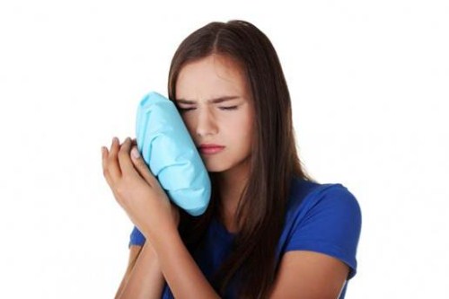 cách vệ sinh răng miệng sau khi nhổ răng 2