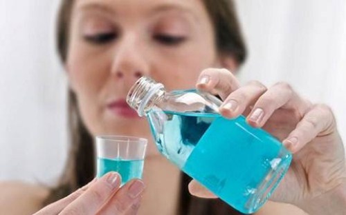 nước vệ sinh răng miệng cho bé 2